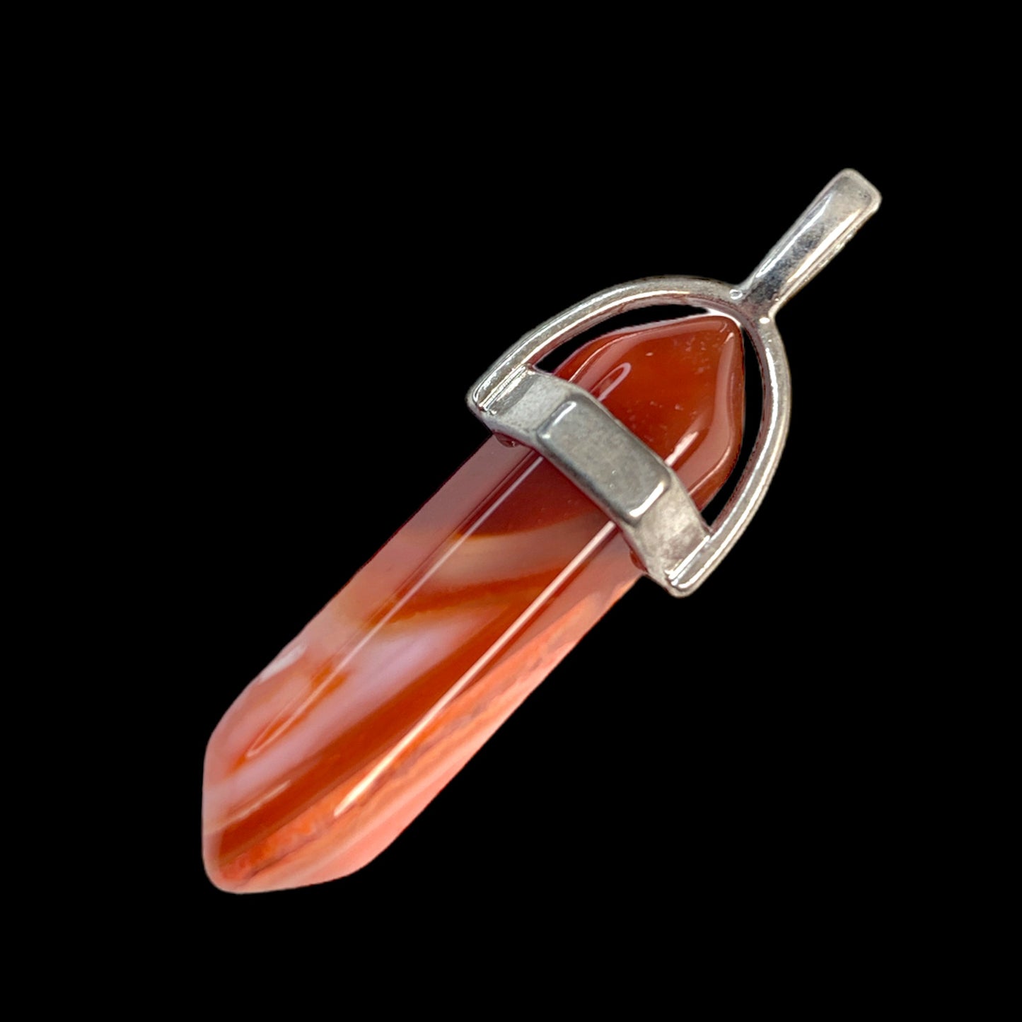 Colgante de cristal de cornalina - Asa de latón bañada en platino