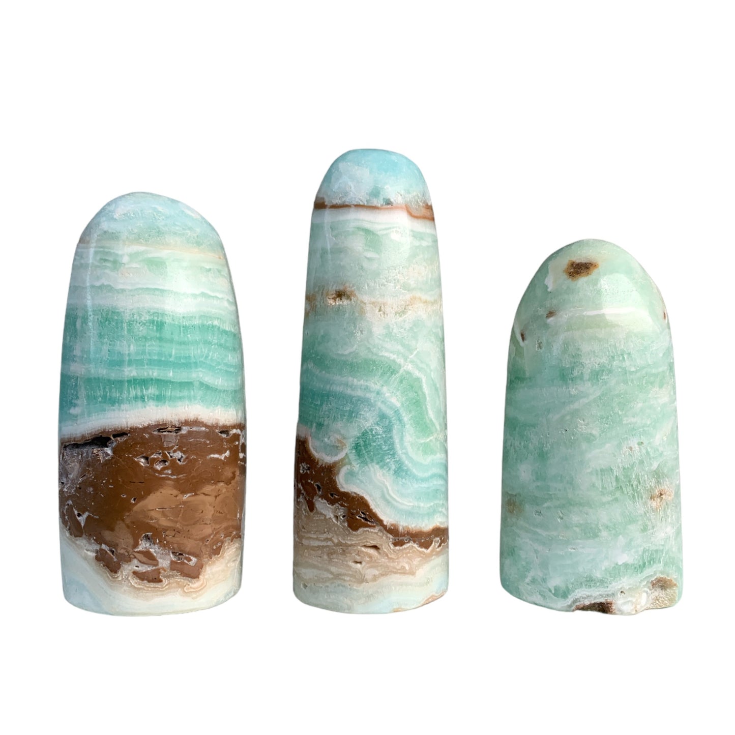 Calcita Azul Caribeña - Piedras verticales pulidas naturales - 70-120 mm x 30-40 mm de diámetro - Precio por gramo - Puntas de torre pulidas - Pakistán - NEW523