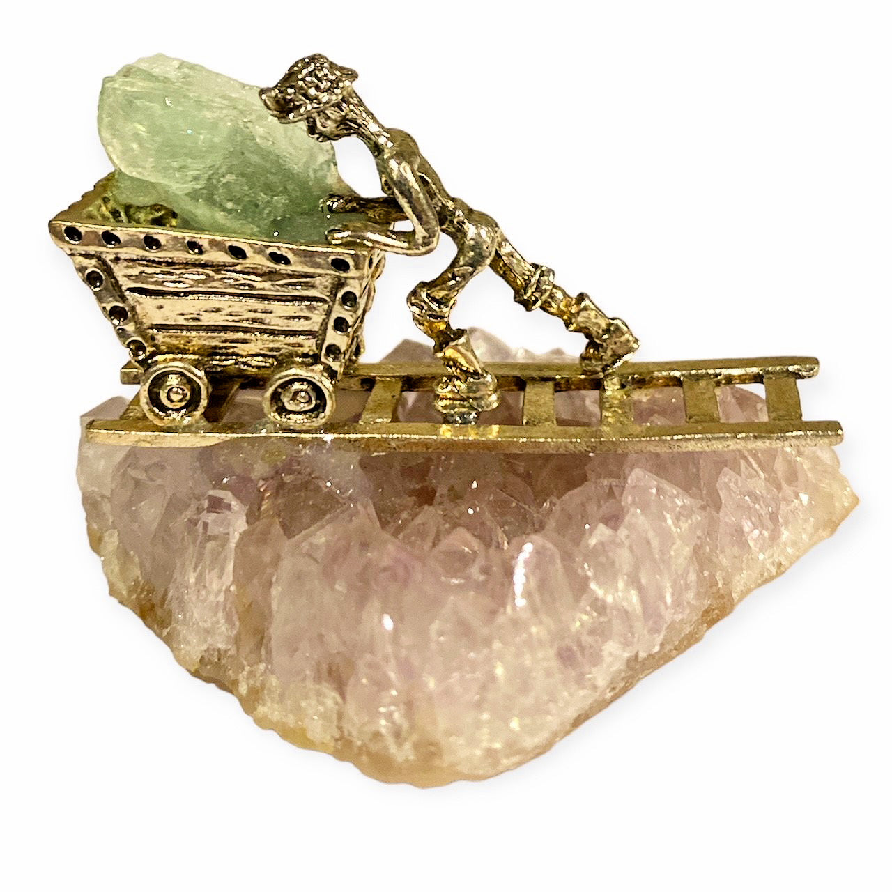 Buscadores de oro y mineros en grupo de amatistas con fluorita verde - 6,3 x 4,3 cm - China - NEW1122