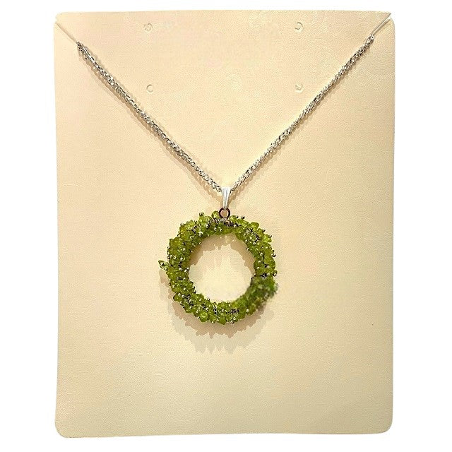 Peridot Ring Pendant on Silver Chain - India 20g - NEW225