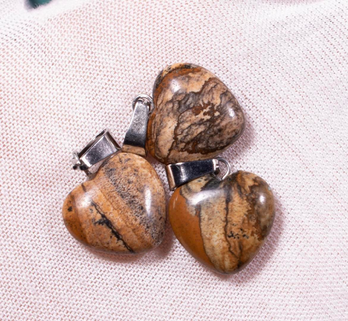 Picture Jasper Heart Pendant - 15mm - 2g - China - NEW123